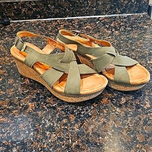 Clark's olive green wedge sandals